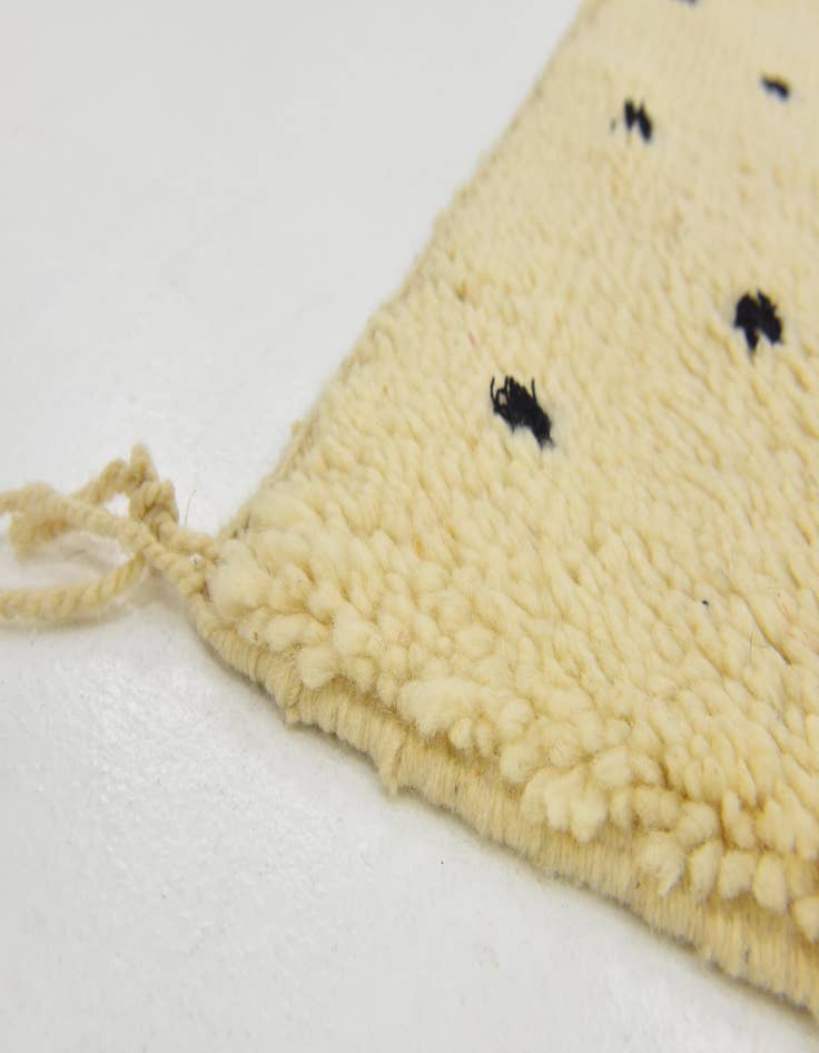 Detail image of 2' 10 x 4' 10  Hand Knotted Moroccan Wool Rug