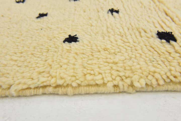 2' 10 x 4' 10 Hand Knotted Moroccan Wool Rug