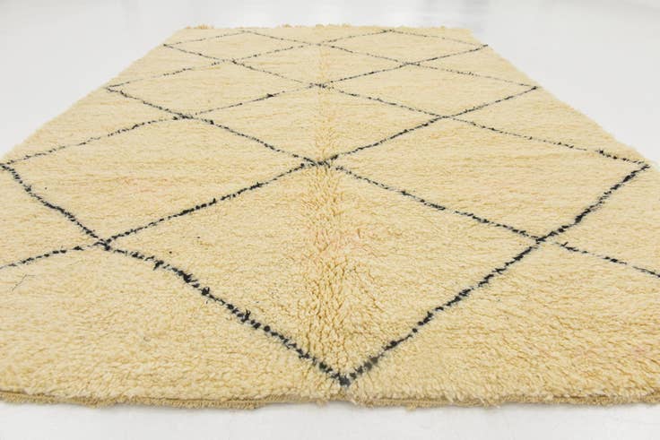 Detail image of 6' 6 x 9' 4 Hand Knotted Moroccan Wool Rug