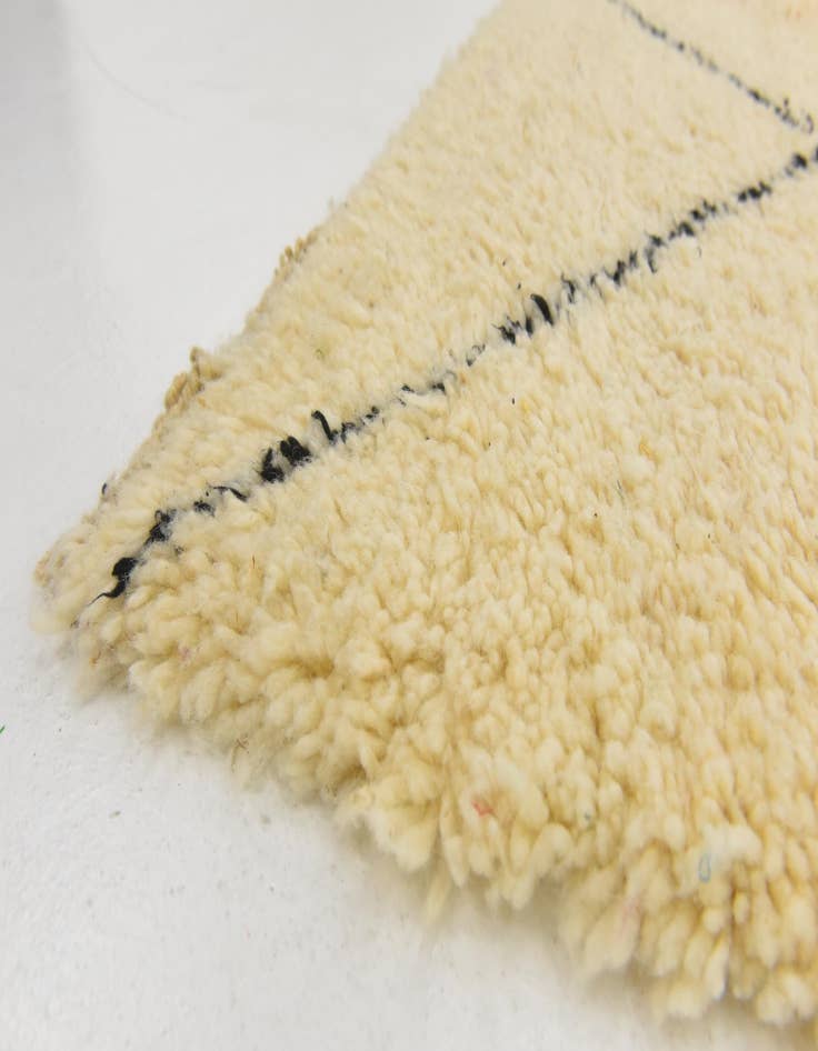 Detail image of 6' 6 x 9' 4  Hand Knotted Moroccan Wool Rug