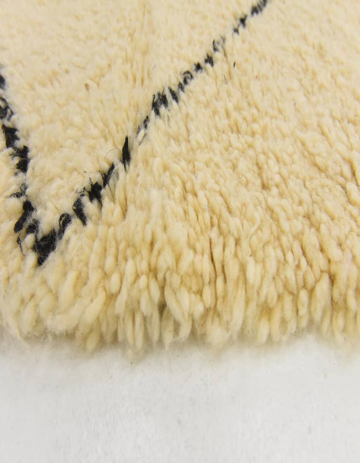 Detail image of 6' 6 x 9' 4  Hand Knotted Moroccan Wool Rug