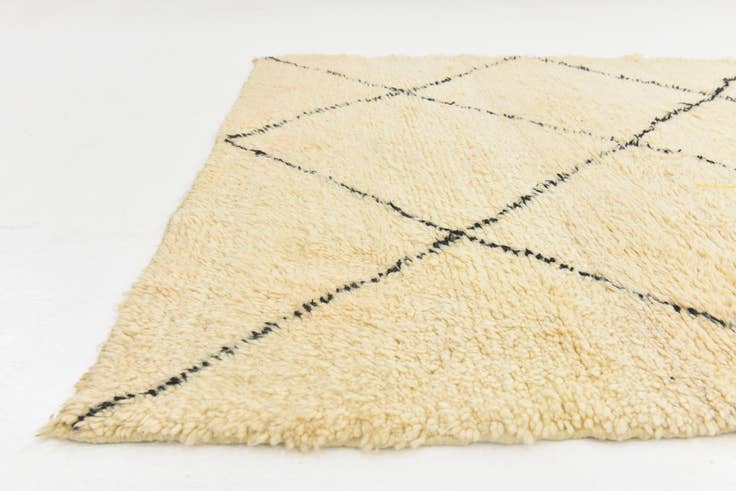 Detail image of 5' 9 x 8' 2 Hand Knotted Moroccan Wool Rug