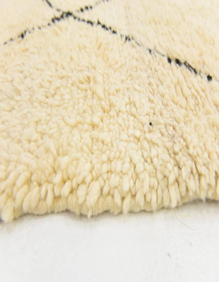 Detail image of 5' 9 x 8' 2  Hand Knotted Moroccan Wool Rug