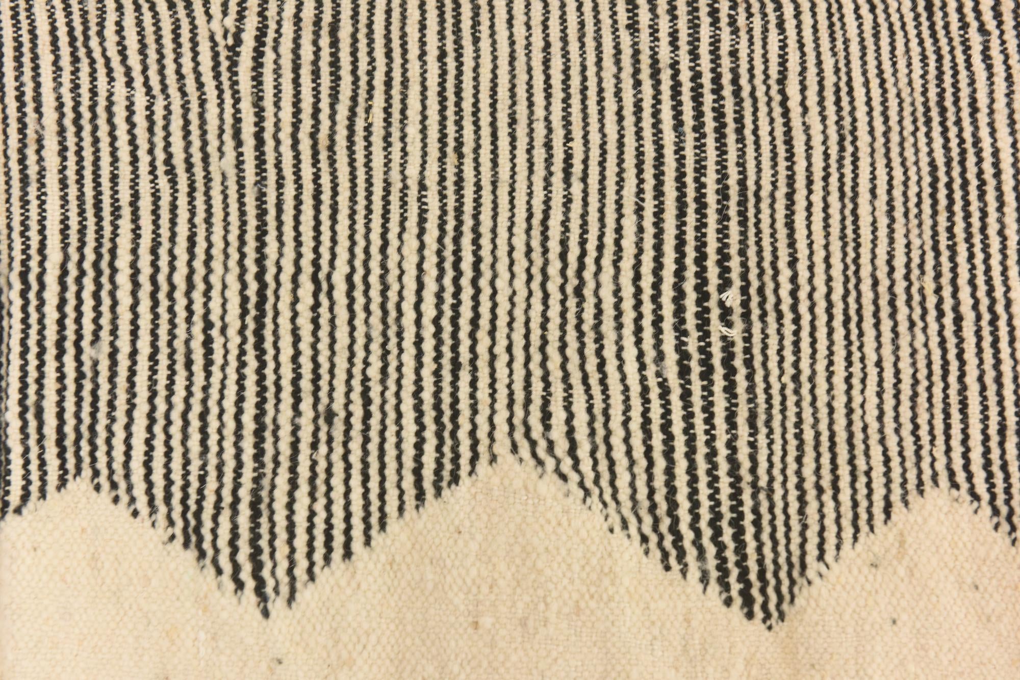 6' 4 x 9' 2 Hand Knotted Moroccan Wool Rug