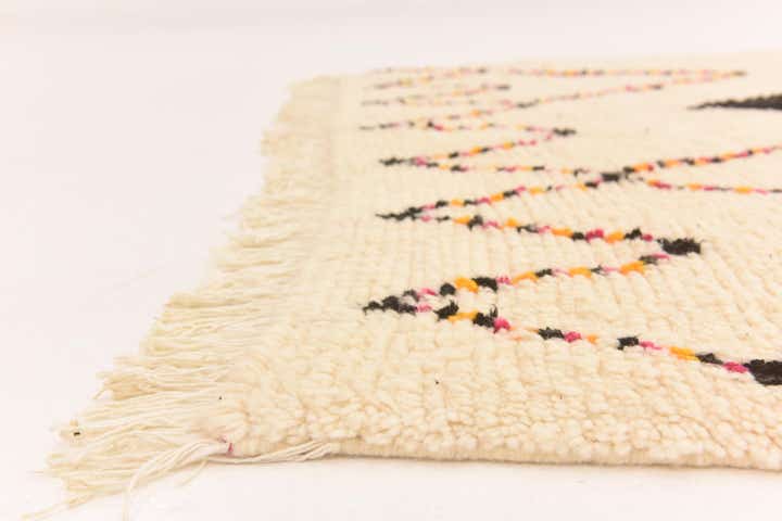5' 3 x 8' 2 Hand Knotted Moroccan Wool Rug