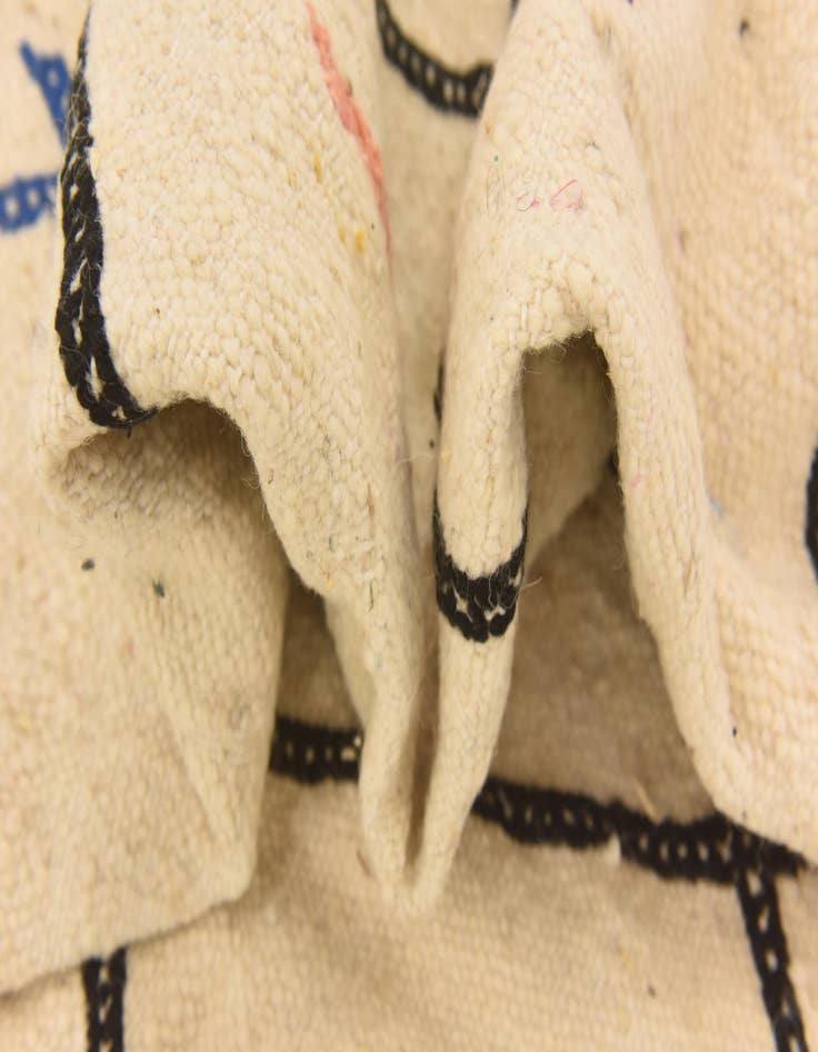 Detail image of 6' 3 x 9' 10  Hand Knotted Moroccan Wool Rug