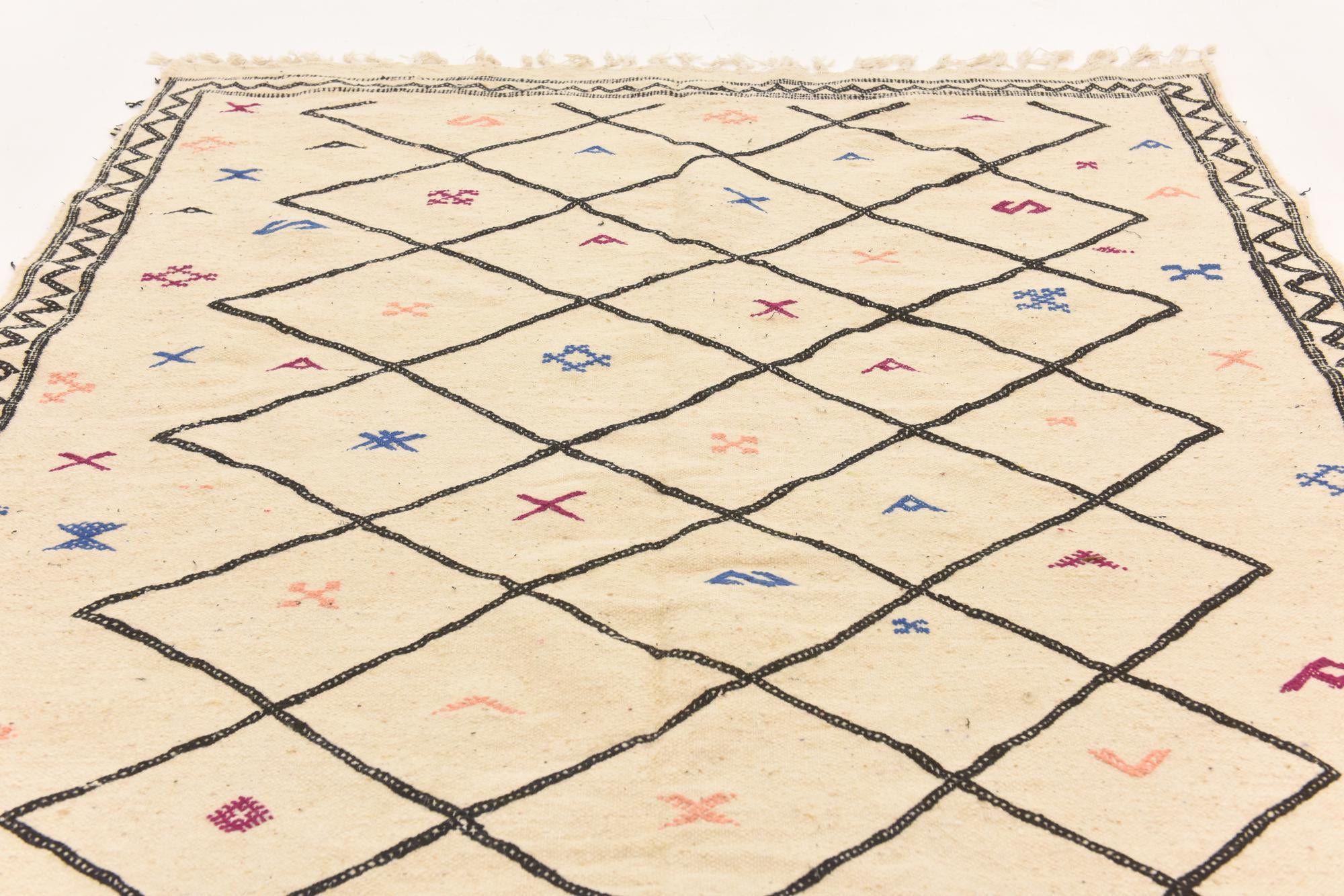 6' 3 x 9' 10 Hand Knotted Moroccan Wool Rug