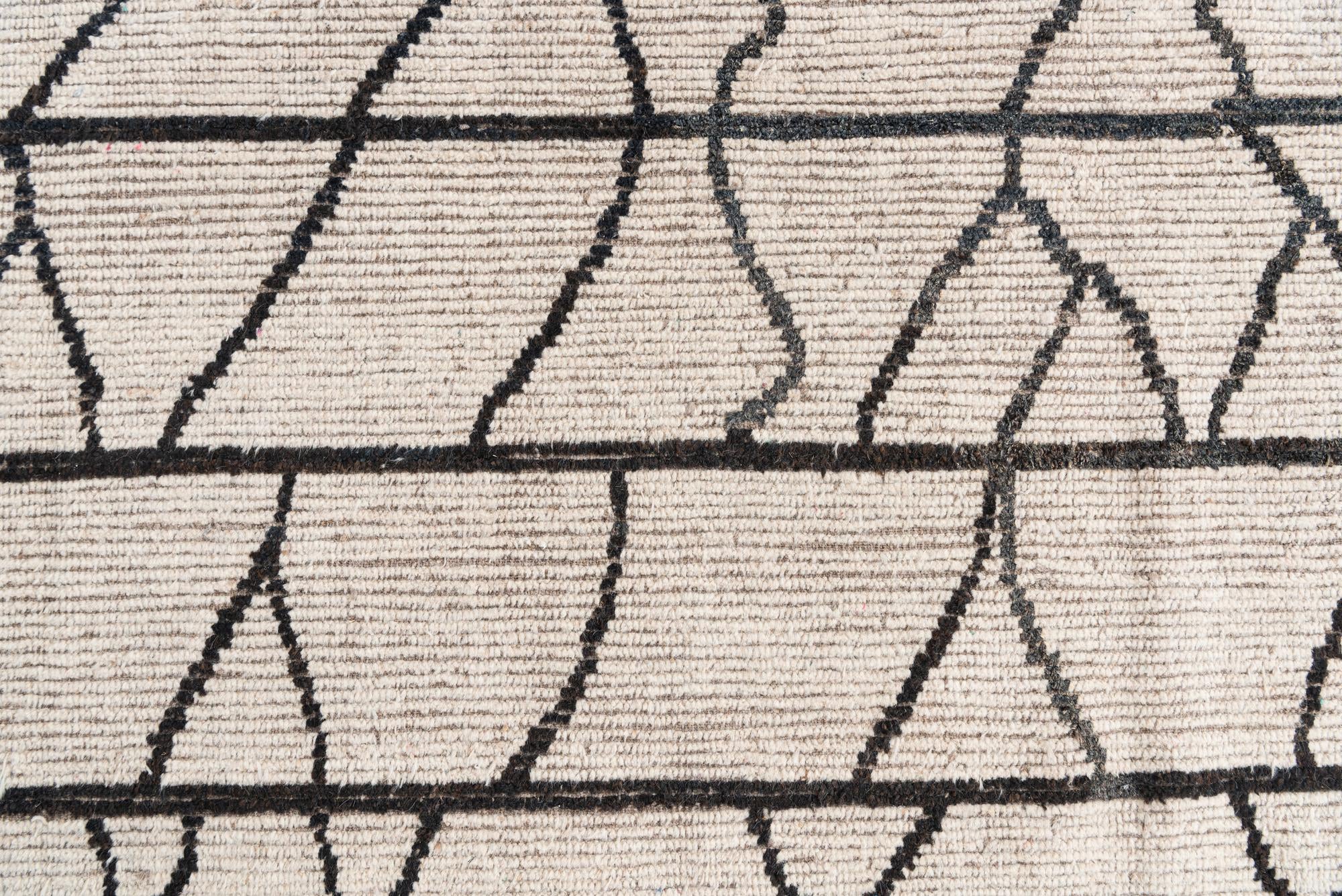 9' 3 x 11' 8 Hand Knotted Moroccan Wool Rug