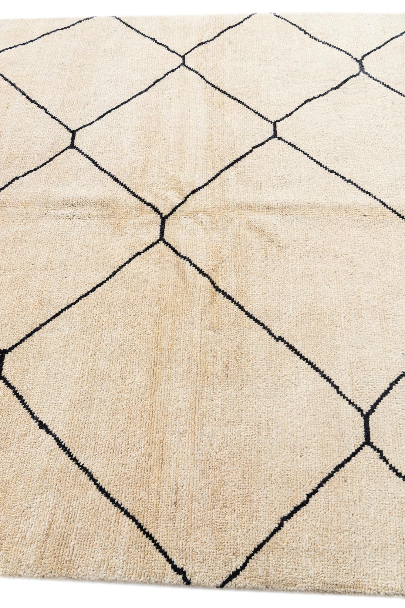 5' 5 x 8' Hand Knotted Moroccan Wool Rug