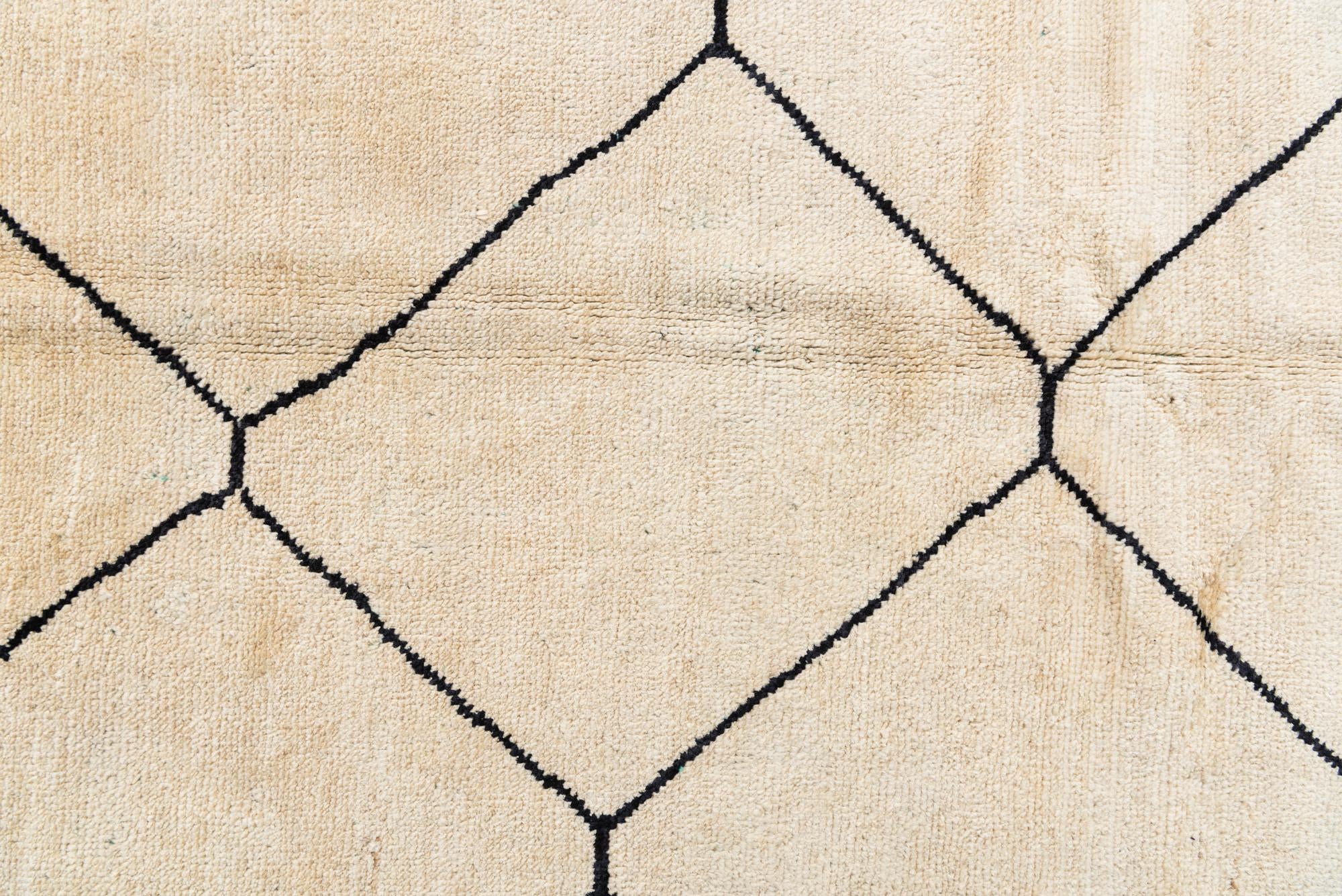 5' 5 x 8' Hand Knotted Moroccan Wool Rug