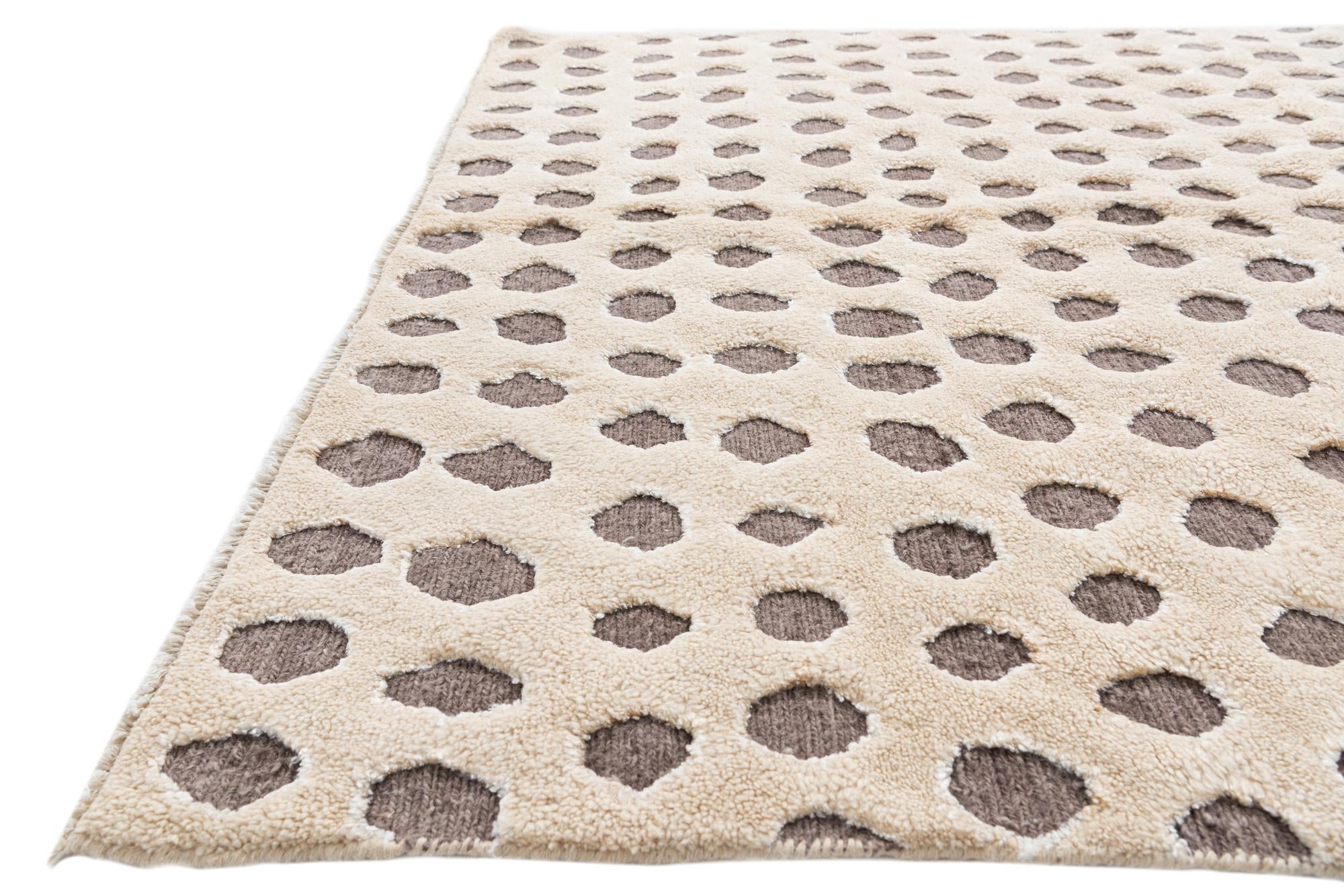 5' 5 x 7' 9 Hand Knotted Moroccan Wool Rug