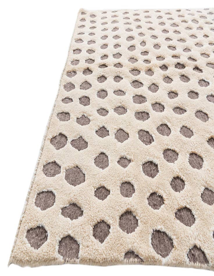 Detail image of 5' 5 x 7' 9  Hand Knotted Moroccan Wool Rug