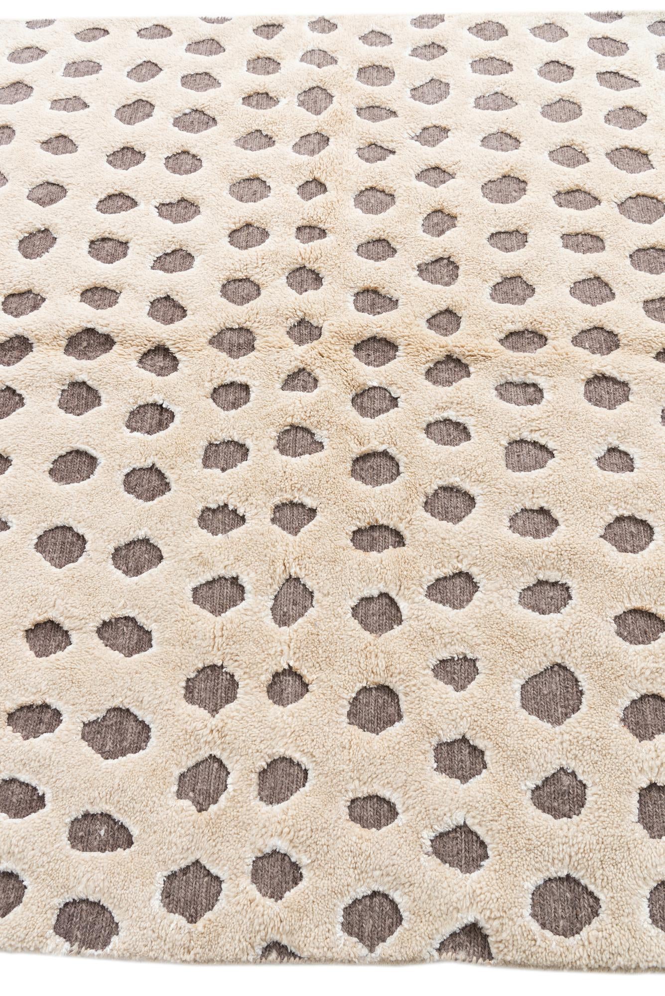 5' 5 x 7' 9 Hand Knotted Moroccan Wool Rug