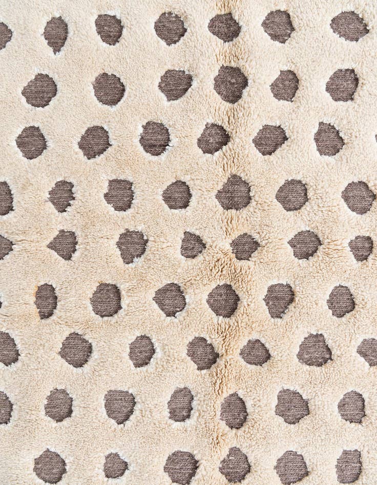Detail image of 5' 5 x 7' 9  Hand Knotted Moroccan Wool Rug