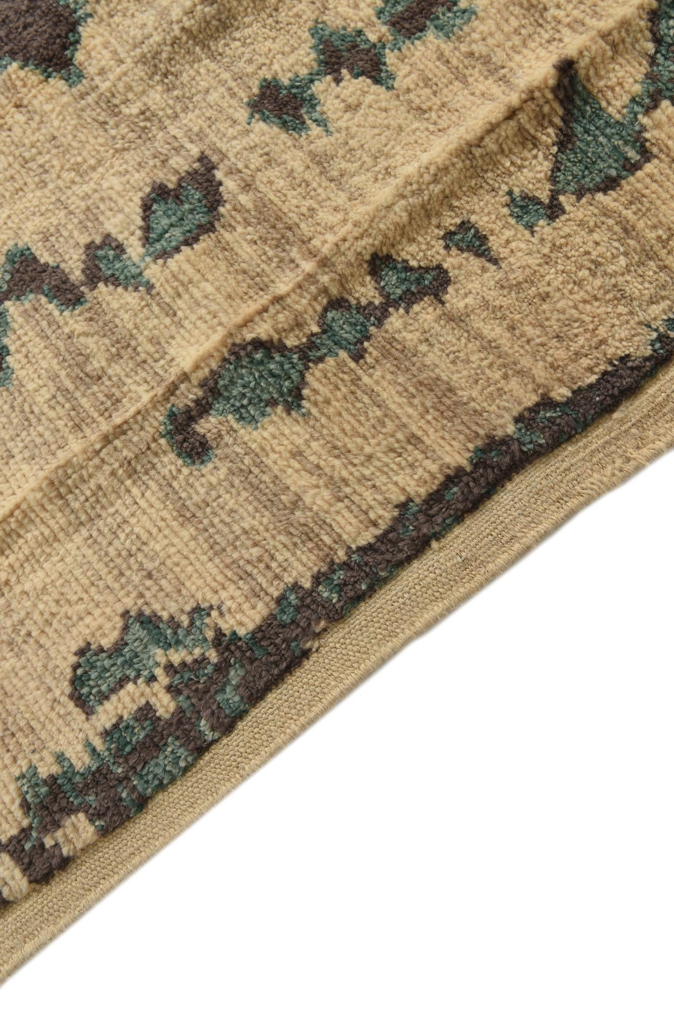 8' x 10' 5 Hand Knotted Moroccan Wool Rug