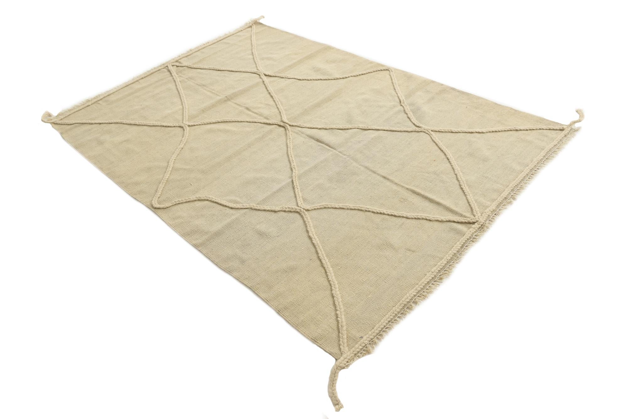 4' 10 x 6' 10 Hand Woven Moroccan Wool Rug