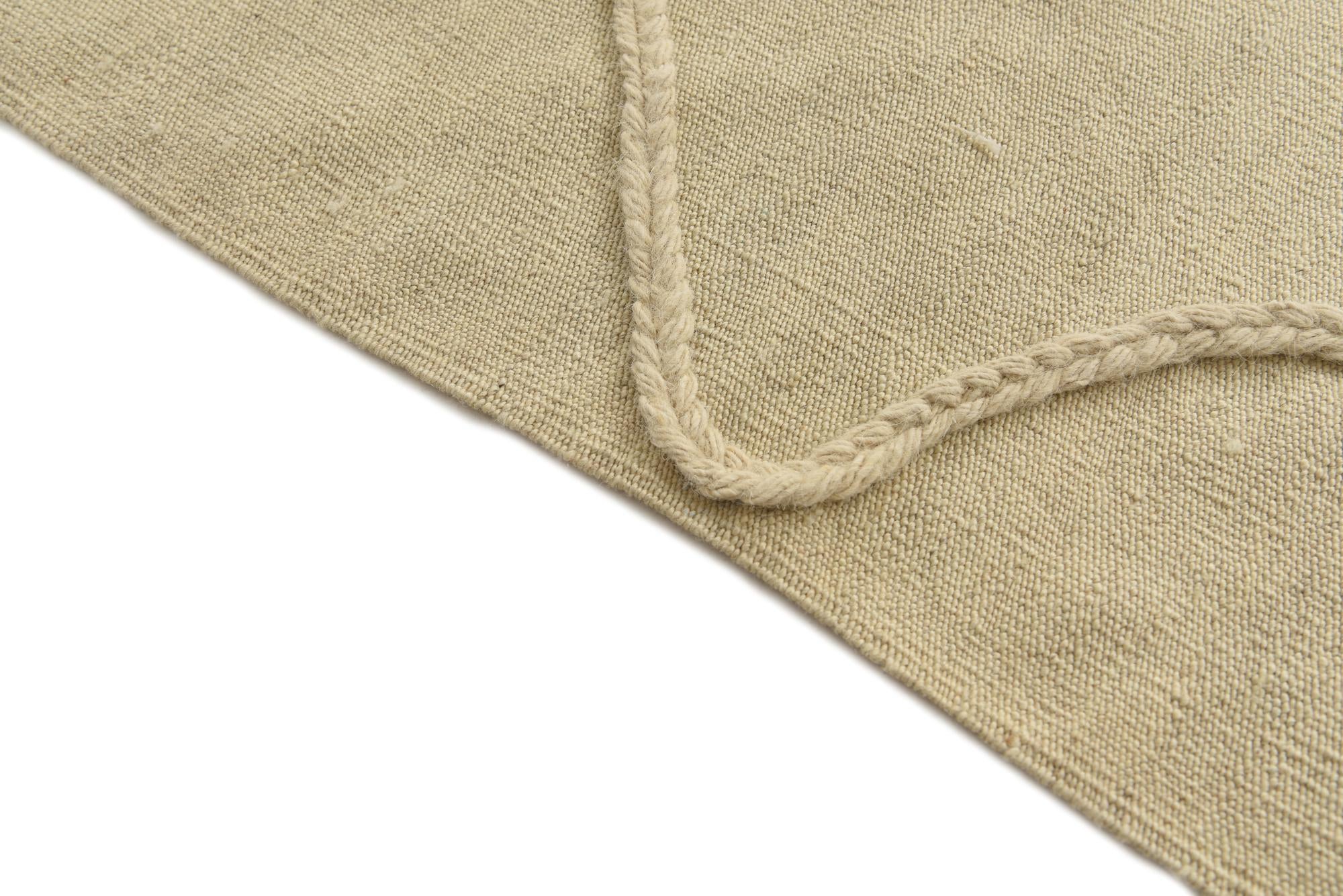 4' 10 x 6' 10 Hand Woven Moroccan Wool Rug