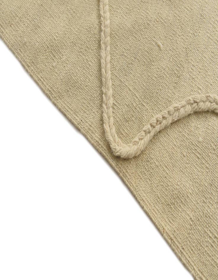 Detail image of 4' 10 x 6' 10  Hand Woven Moroccan Wool Rug