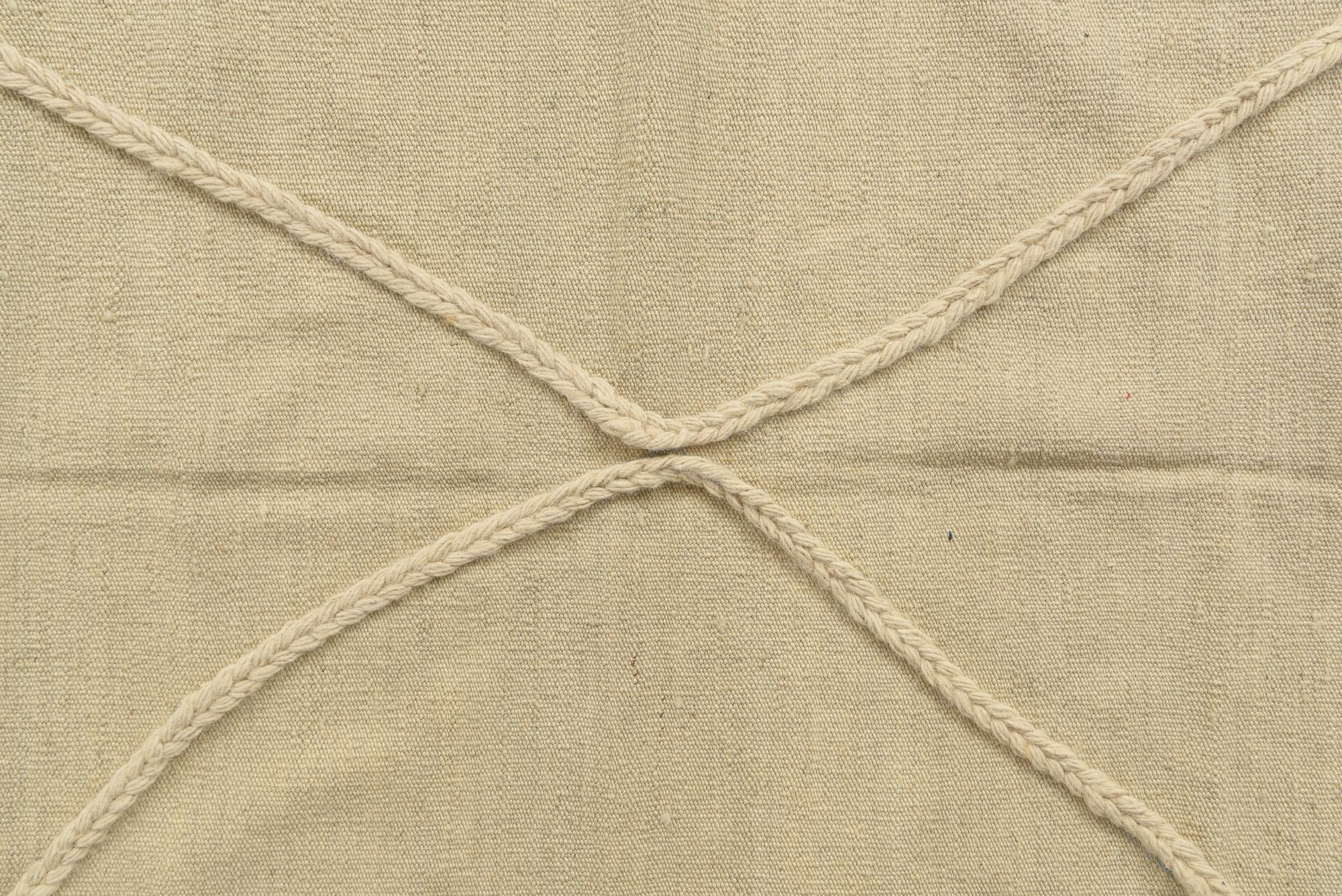 4' 10 x 6' 10 Hand Woven Moroccan Wool Rug
