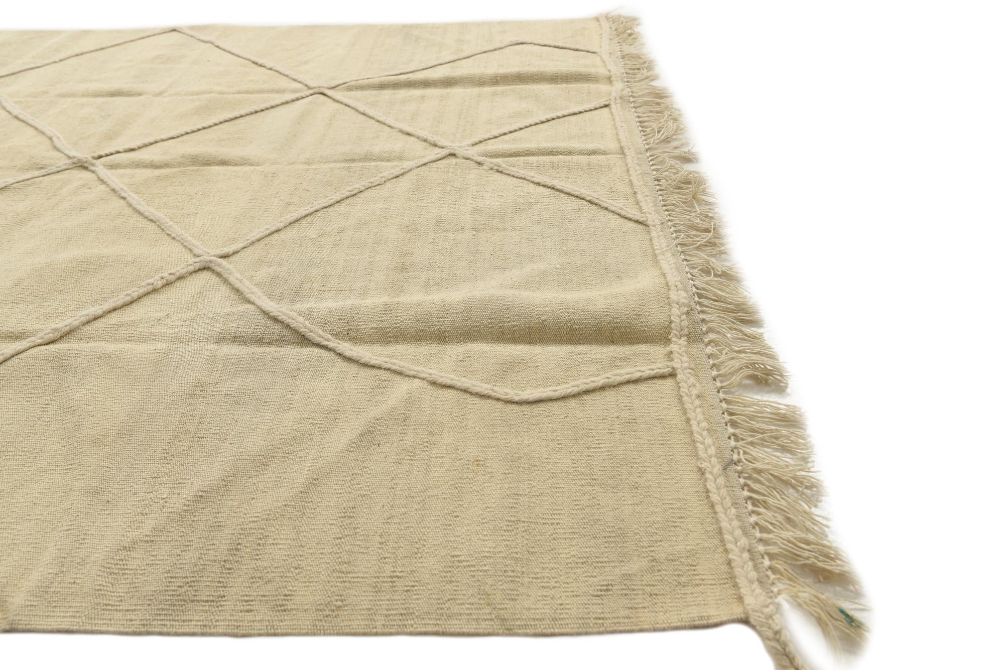 5' 10 x 7' 10 Hand Knotted Moroccan Wool Rug