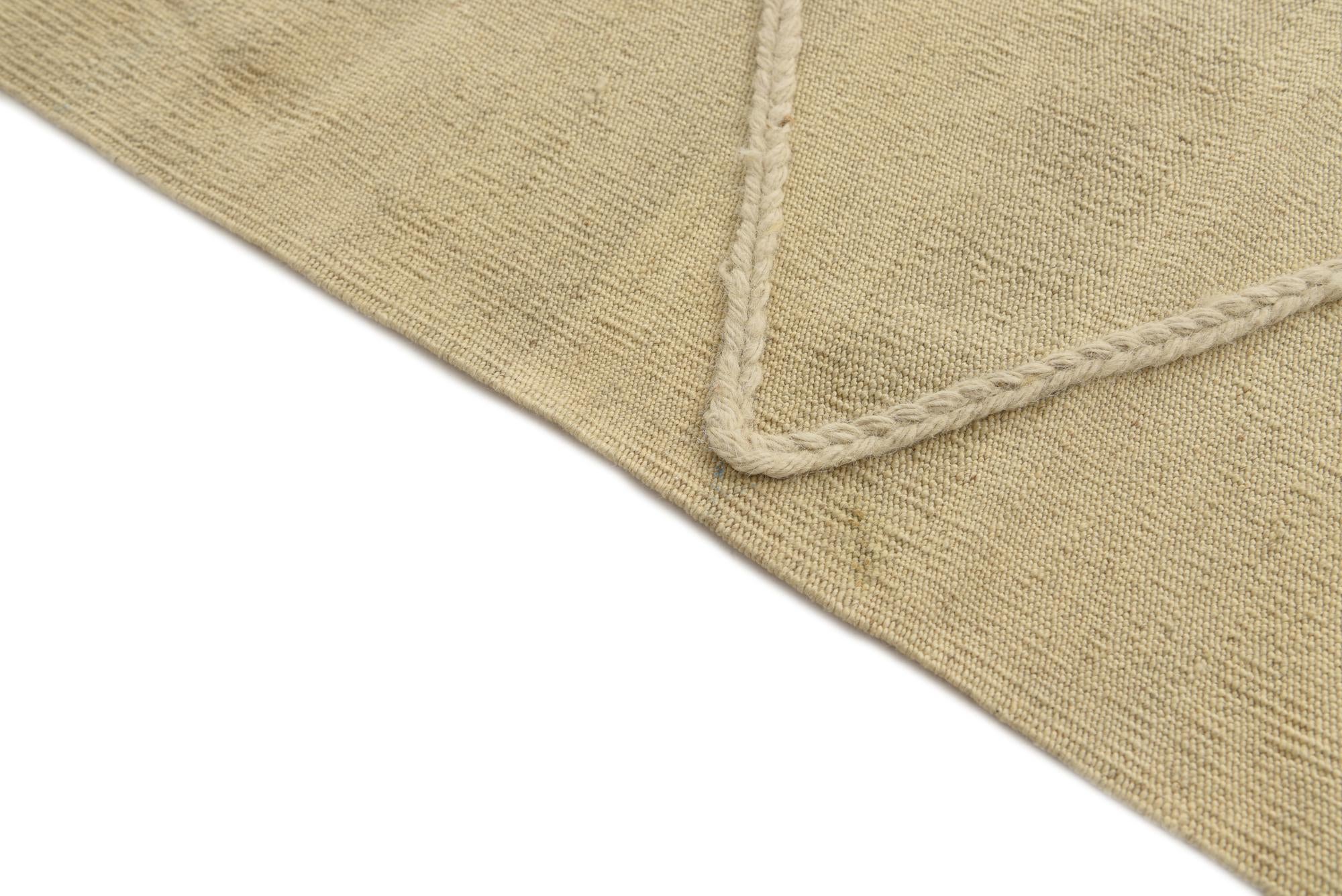 5' 10 x 7' 10 Hand Knotted Moroccan Wool Rug