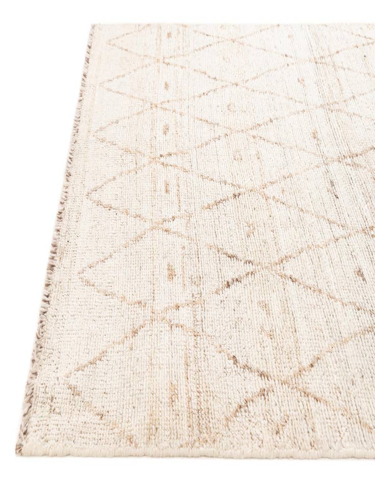 Detail image of 4' 2 x 5' 10 Hand Knotted Moroccan Wool Rug