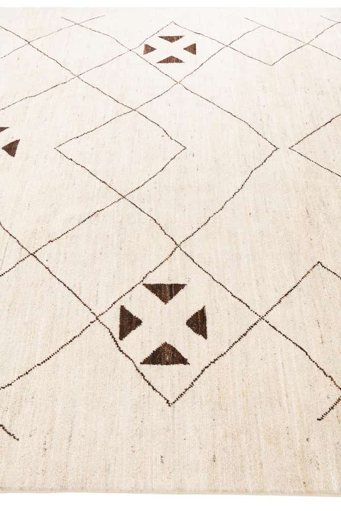 8' x 11' 5 Hand Knotted Moroccan Wool Rug