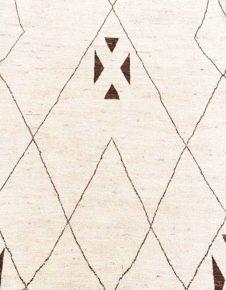 Detail image of 8' x 11' 5  Hand Knotted Moroccan Wool Rug