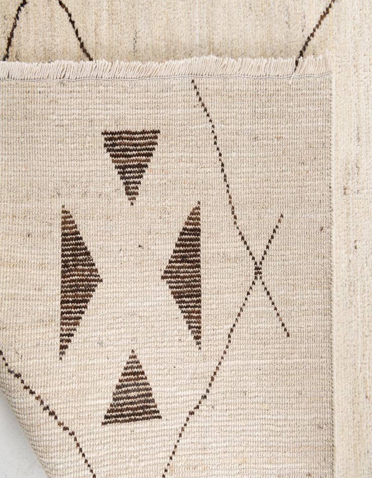 Detail image of 8' x 11' 5  Hand Knotted Moroccan Wool Rug