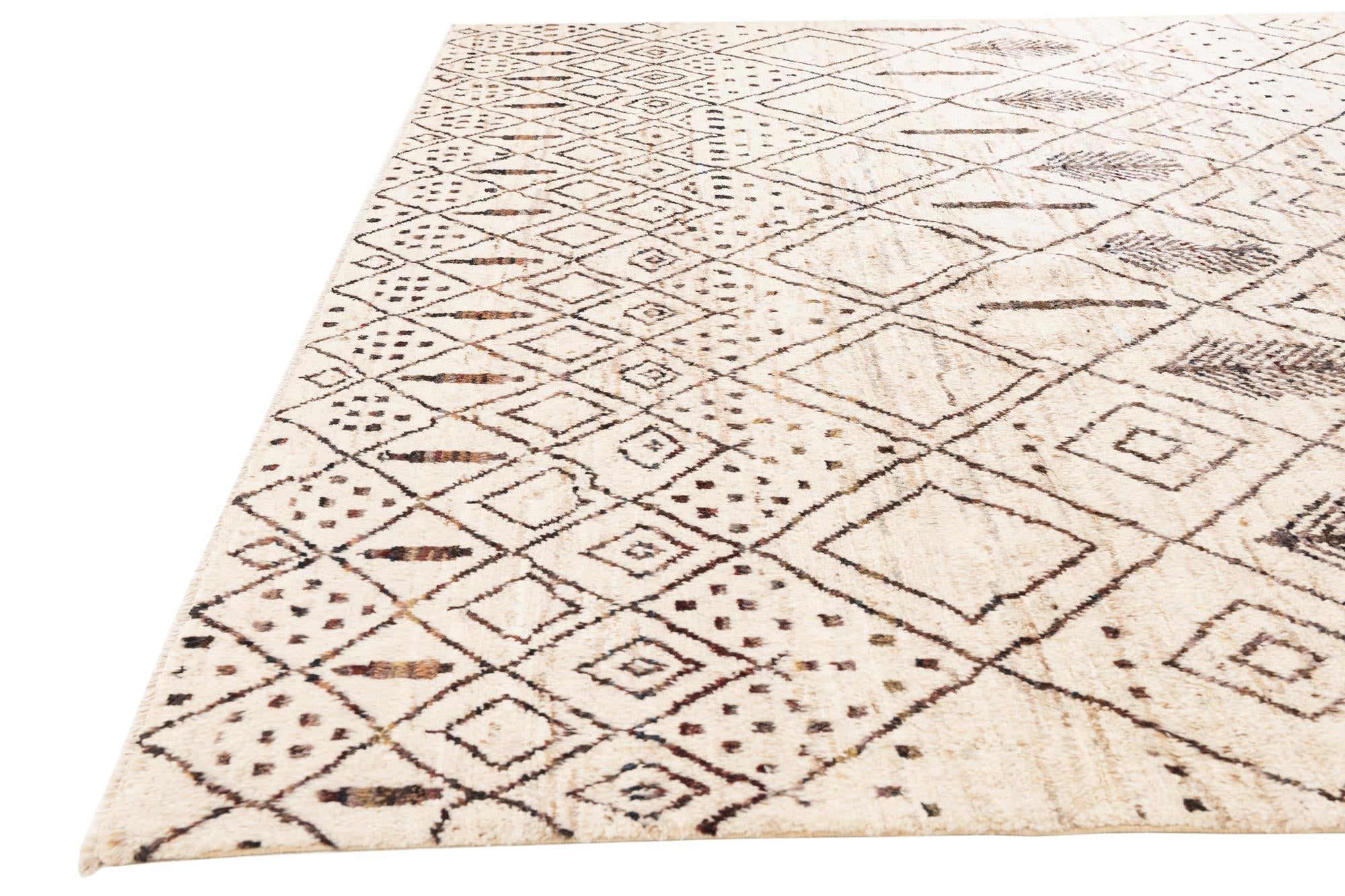 8' 6 x 9' 5 Hand Knotted Moroccan Wool Rug
