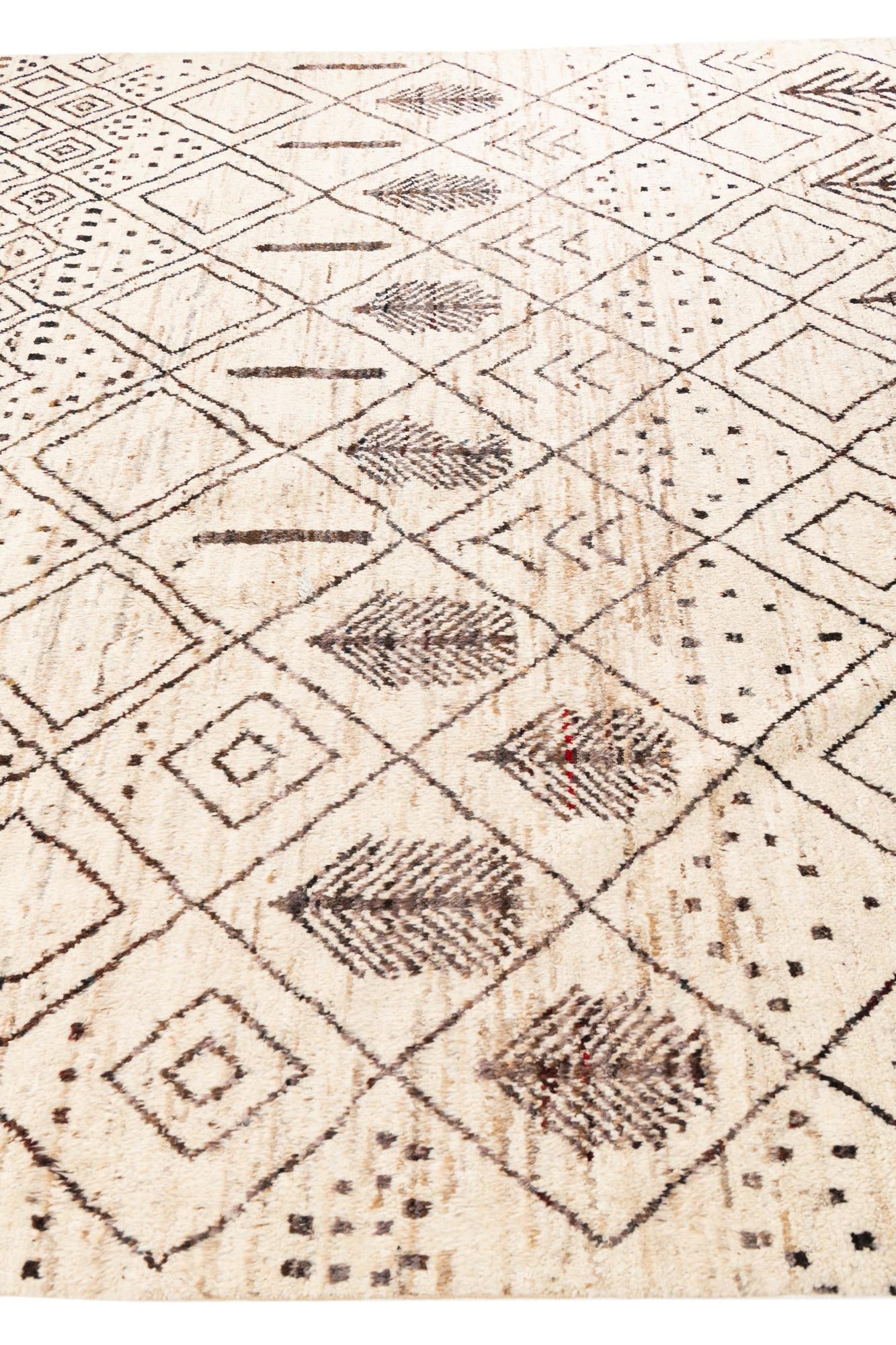 8' 6 x 9' 5 Hand Knotted Moroccan Wool Rug