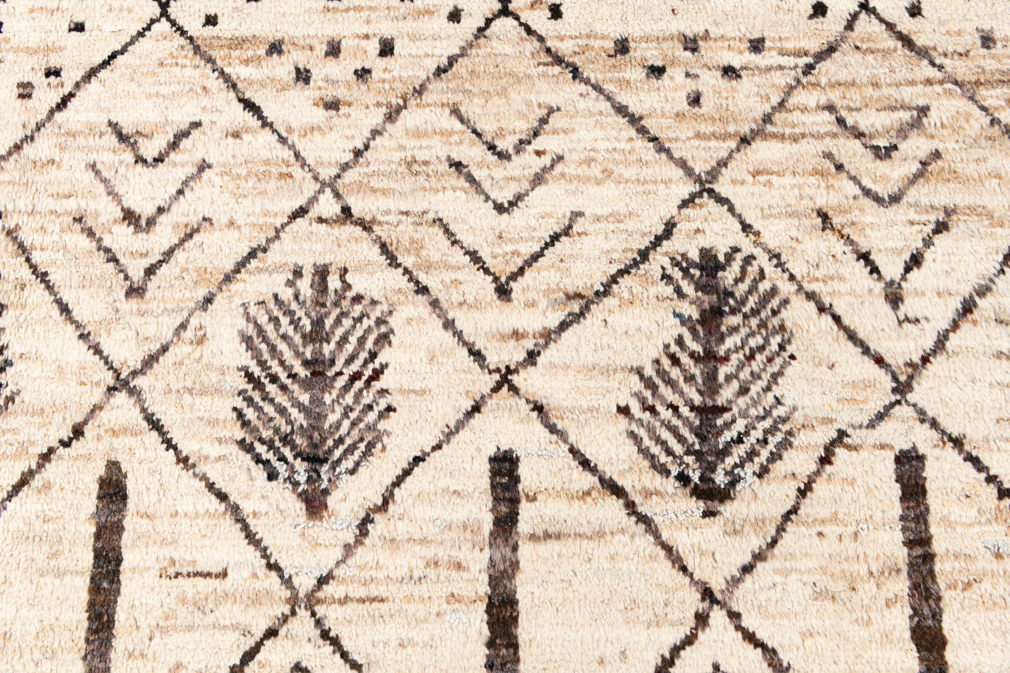 8' 6 x 9' 5 Hand Knotted Moroccan Wool Rug