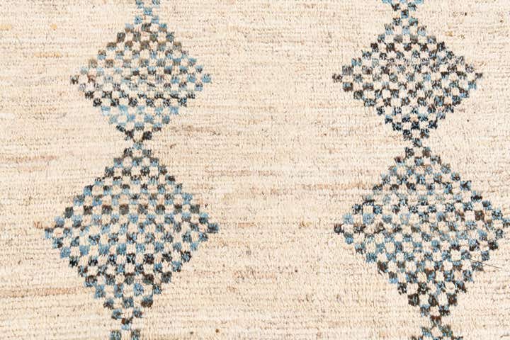 7' x 9' 7 Hand Knotted Moroccan Wool Rug