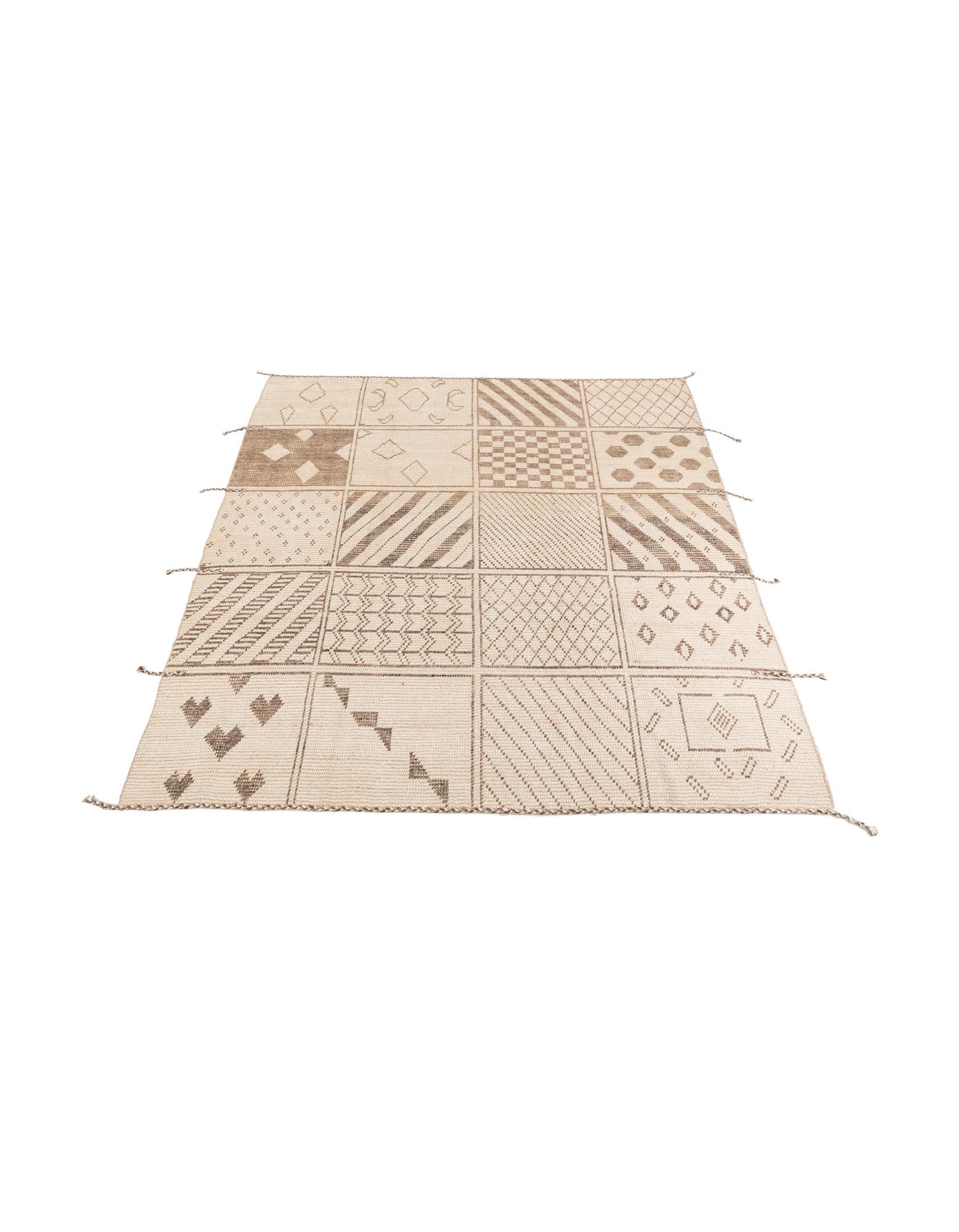8' 5 x 10' 2 Hand Knotted Moroccan Wool Rug