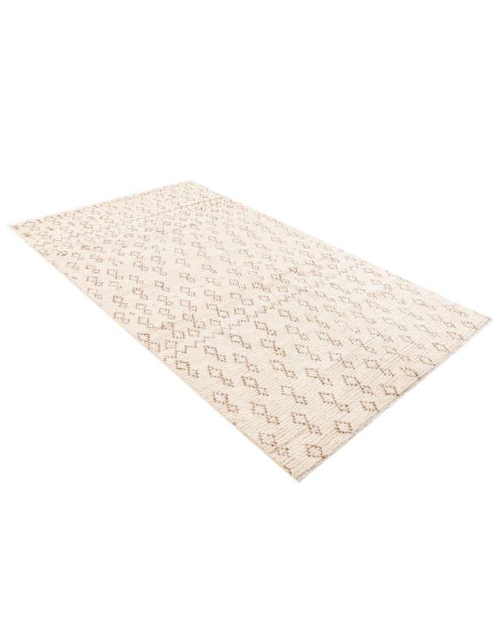 5' x 8' 9 Hand Knotted Moroccan Wool Rug