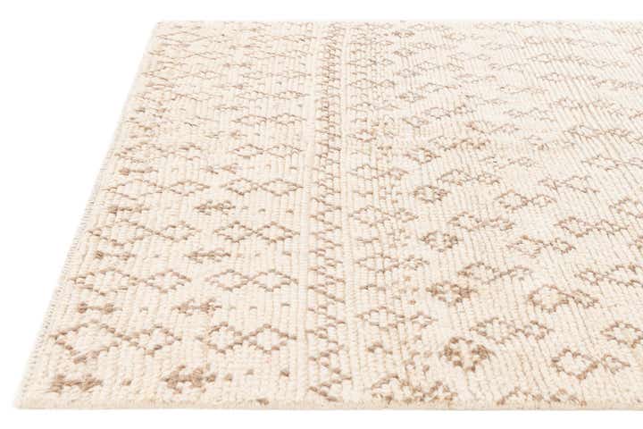 5' x 8' 9 Hand Knotted Moroccan Wool Rug