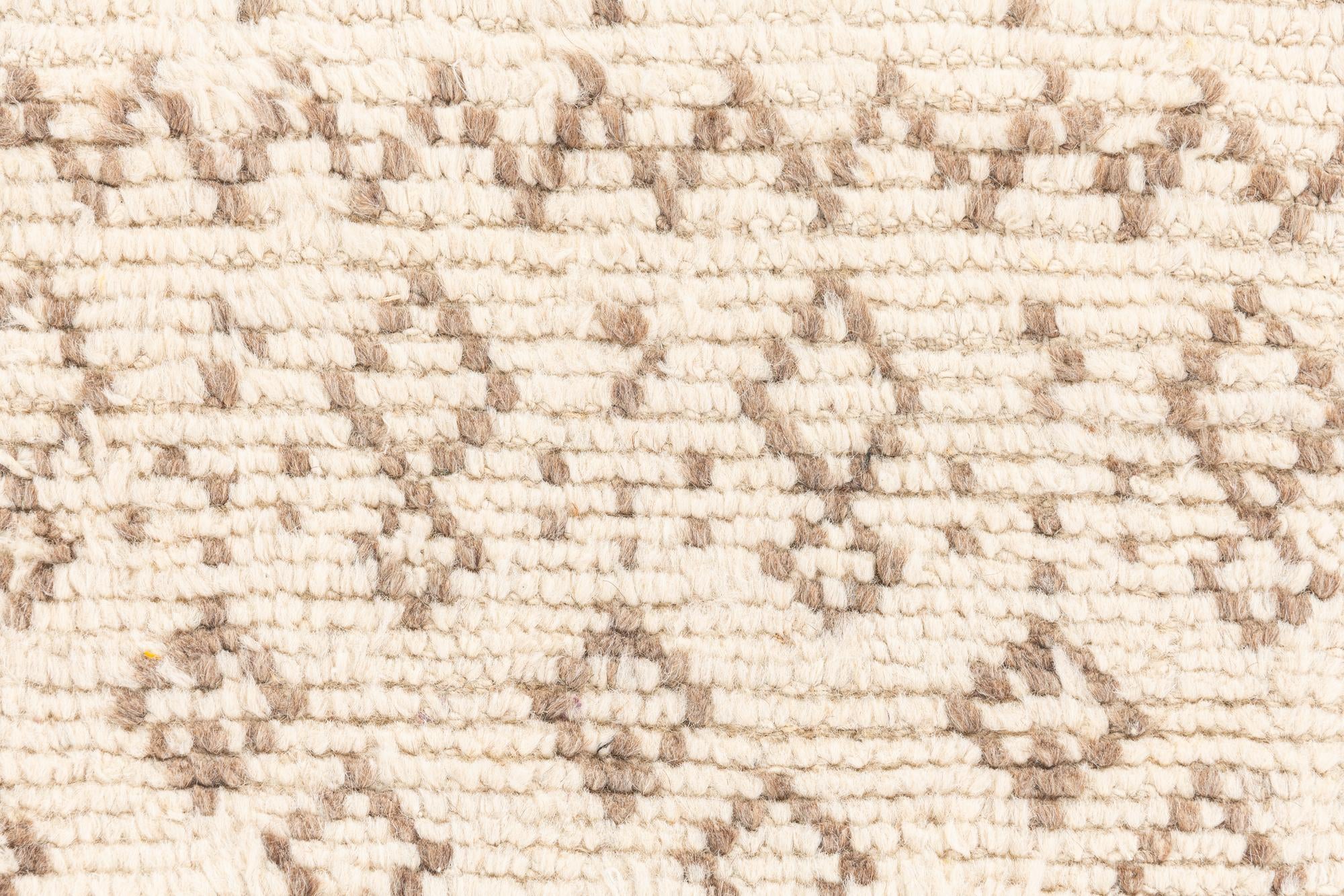 5' x 8' 9 Hand Knotted Moroccan Wool Rug