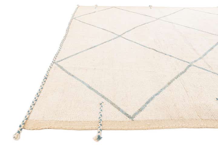 8' x 10' 1 Hand Knotted Moroccan Wool Rug