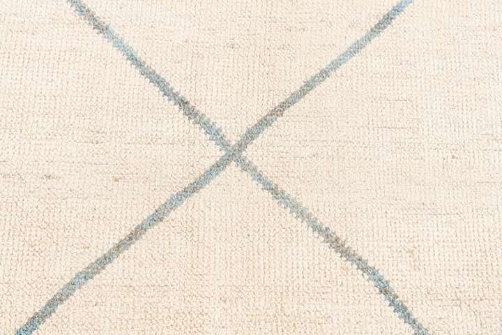 8' x 10' 1 Hand Knotted Moroccan Wool Rug