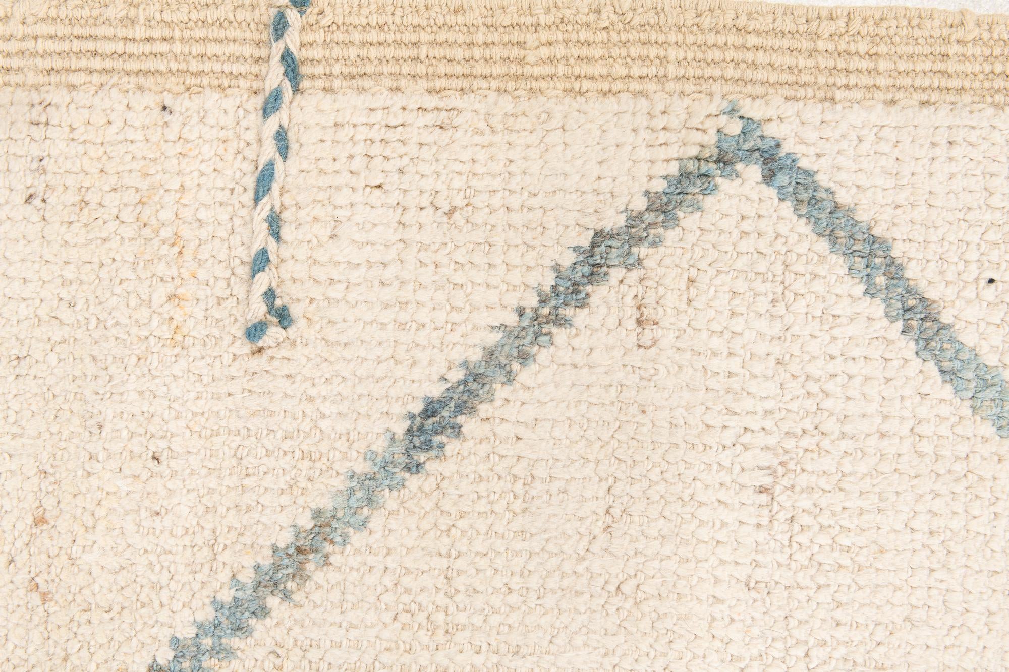 8' x 10' 1 Hand Knotted Moroccan Wool Rug