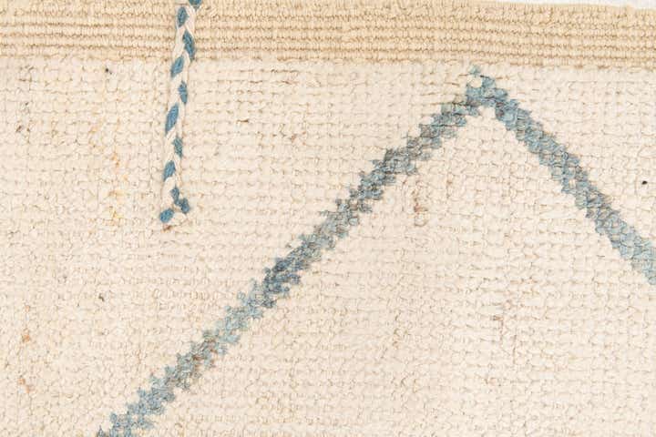 8' x 10' 1 Hand Knotted Moroccan Wool Rug