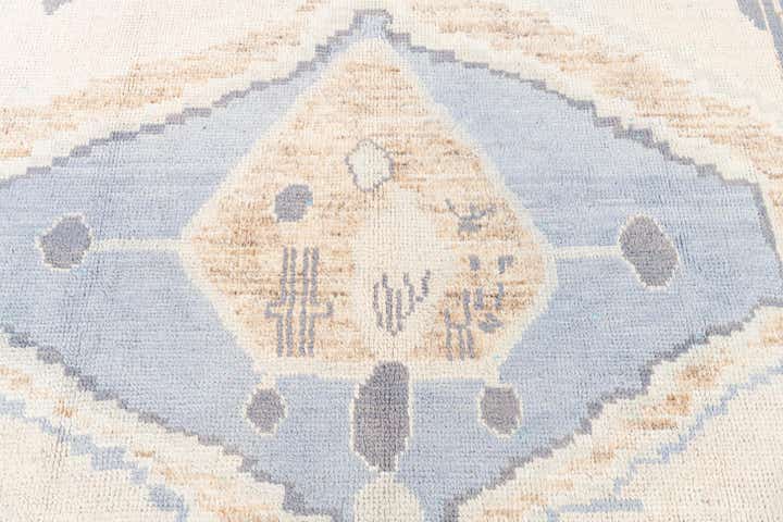 7' 6 x 10' 2 Hand Knotted Moroccan Wool Rug