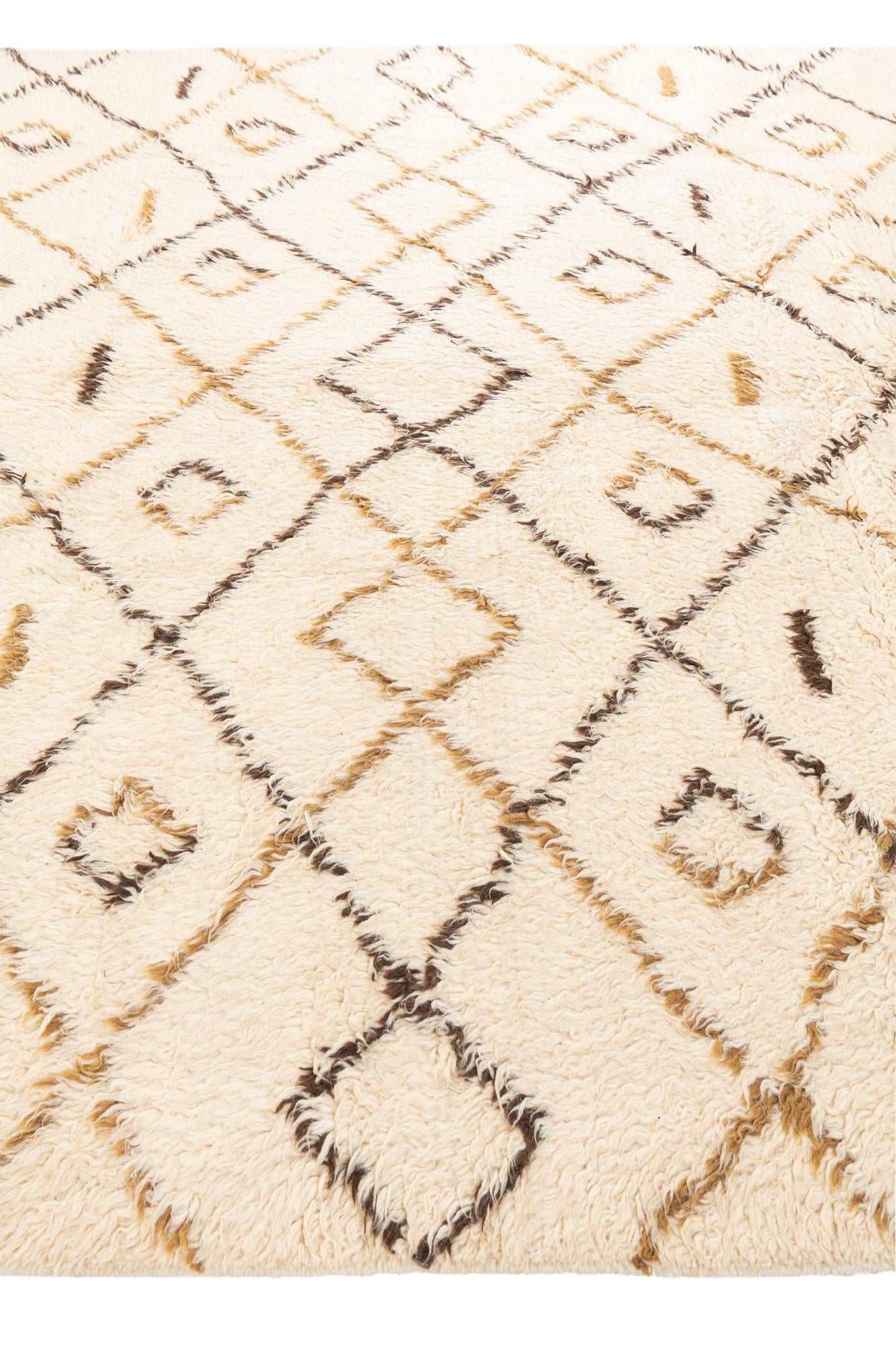 7' 10 x 10' 2 Hand Knotted Moroccan Wool Rug