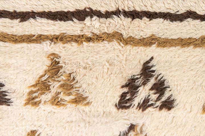 7' 10 x 10' 2 Hand Knotted Moroccan Wool Rug