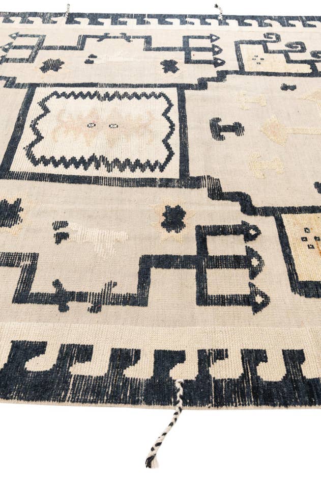 Detail image of 8' 2 x 10' 5 Hand Knotted Moroccan Wool Rug