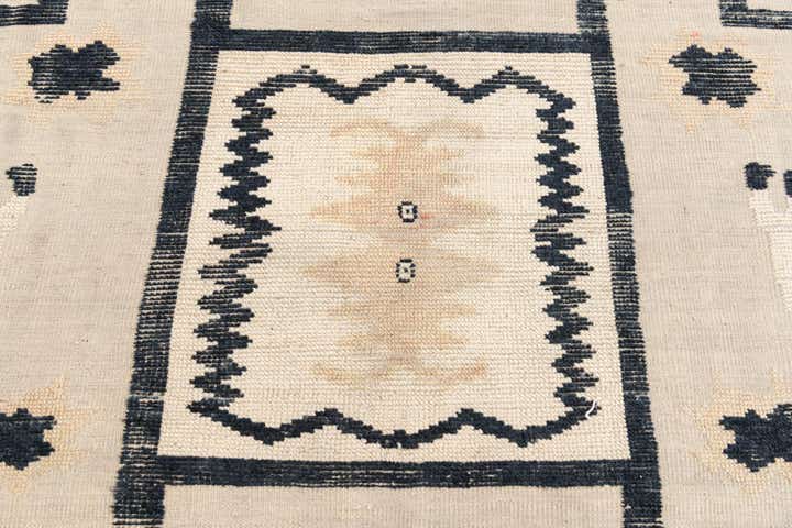 8' 2 x 10' 5 Hand Knotted Moroccan Wool Rug