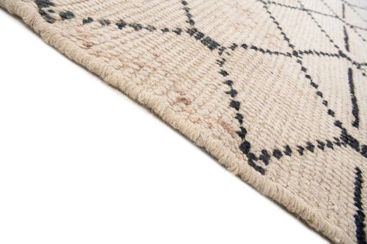 Detail image of 11' 10 x 14' 6 Hand Knotted Moroccan Wool Rug