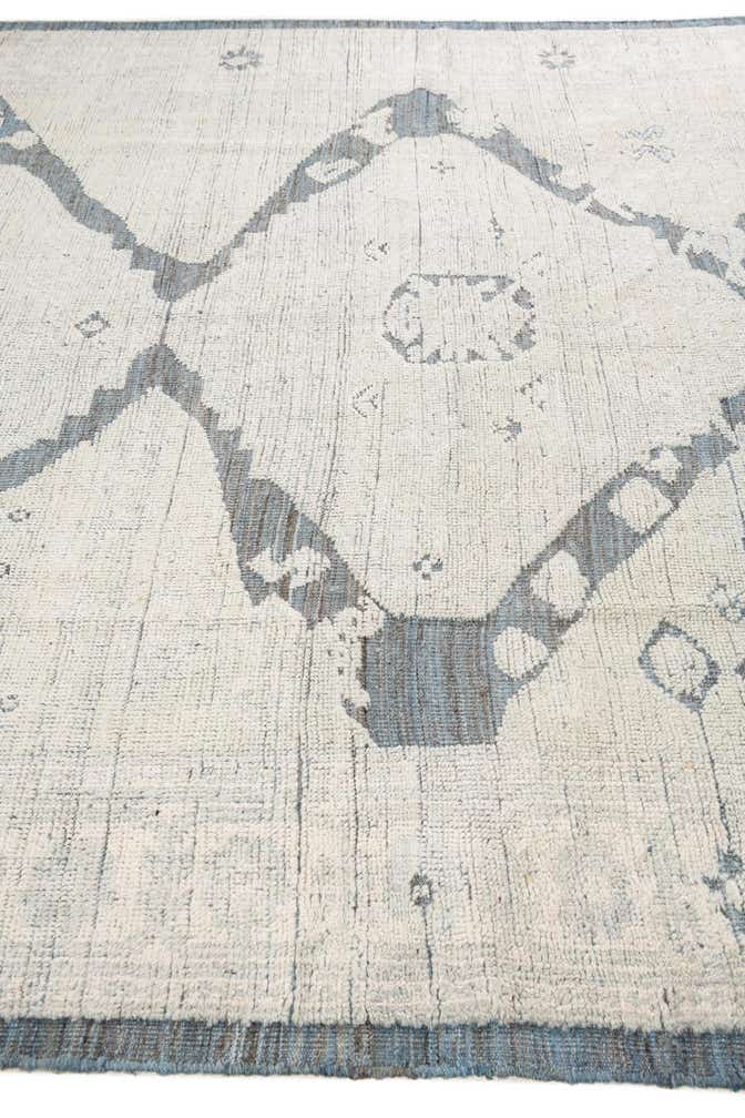 8' 1 x 9' 9 Hand Knotted Moroccan Wool Rug