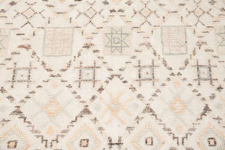 7' 10 x 10' 2 Hand Knotted Moroccan Wool Rug