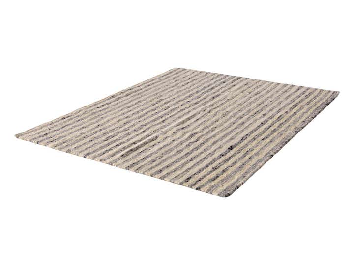 4' 11 x 6' 7 Hand Knotted Moroccan Wool Rug